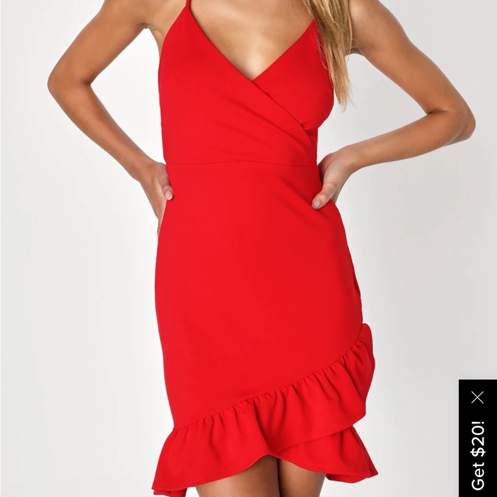 Lulu’s red dress